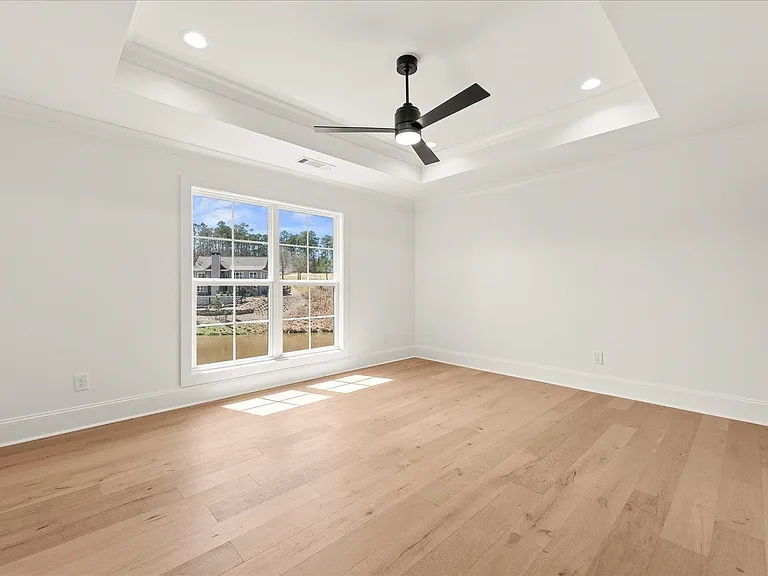 1270 Glen Eagle Dr — Photo 37