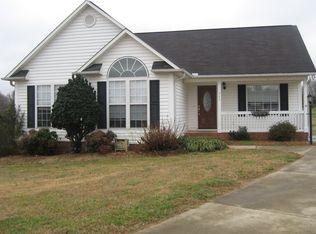 223 Paces Ct, Inman, SC 29349