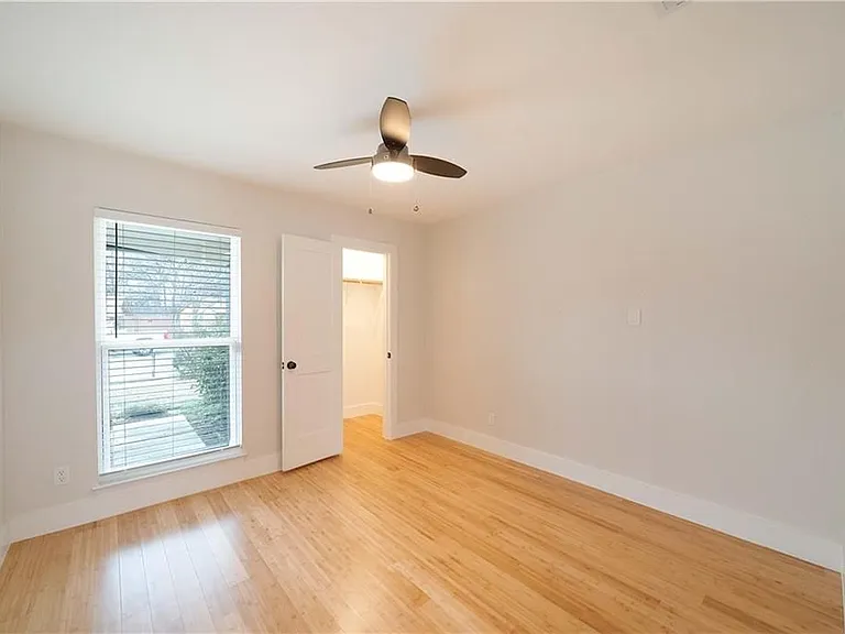 2515 Berkett Dr — Photo 16