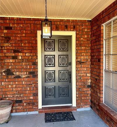 4th image of 293 Cottonwood Dr