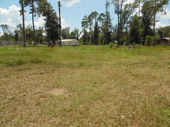3rd image of 4871 Tall Pine Dr