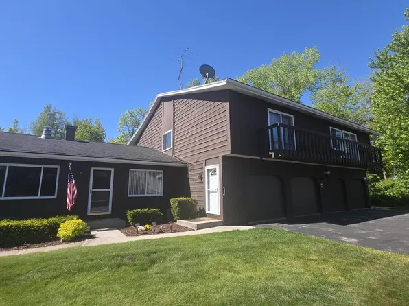 2609 Cross Creek DRIVE #B, Sheboygan, WI 53081