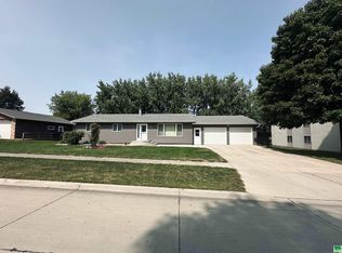 1411 Oak St, Sheldon, IA 51201