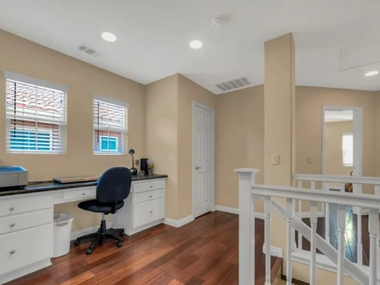 29228 Dakota Dr — Photo 6