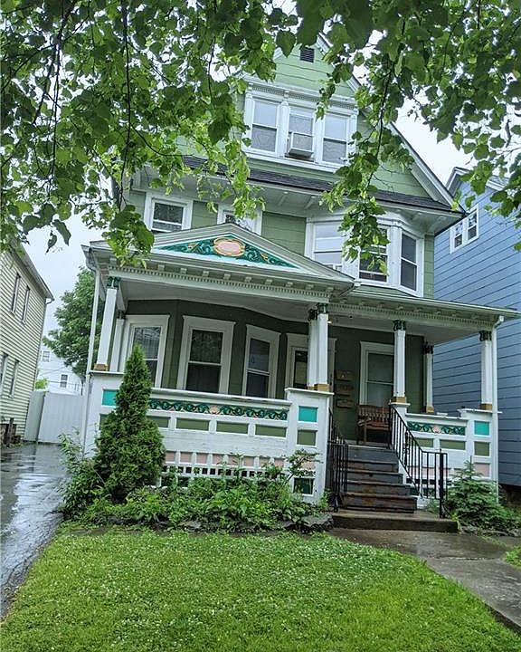 1st image of 810 Ashland Ave #3