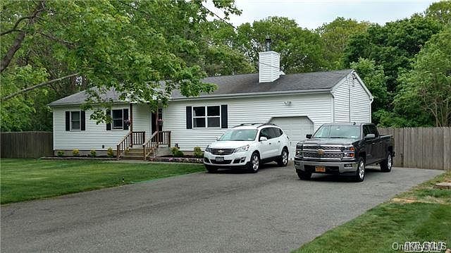 1st image of 136 E Crestwood Drive