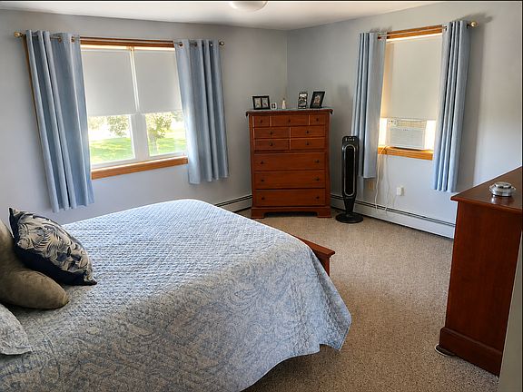 2nd image of 17 Mount Vernon Cir #B