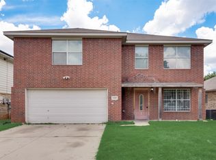 1465 Hedgewood Trl, Fort Worth, TX 76112