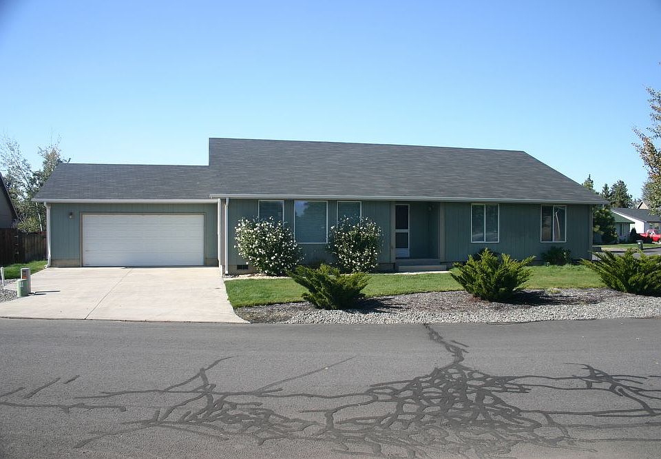 2nd image of 63323 Carly Ln