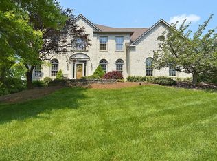 4399 Nuttall Rd, Fairfax, VA 22032