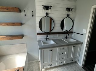 2708 Overton St, Round Rock, TX 78665