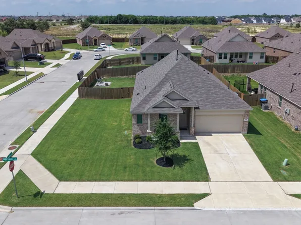 948 High Noon Dr, Haslet, TX 76052