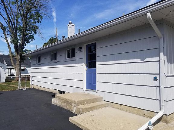 3rd image of 607 Savannah Dr