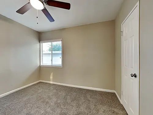 5th image of 5920 Redman Ave