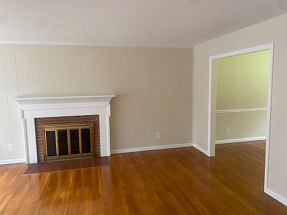 4th image of 7049 Wolftree Ln