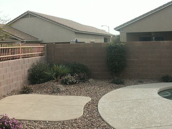 2nd image of 16517 W Saguaro Ln