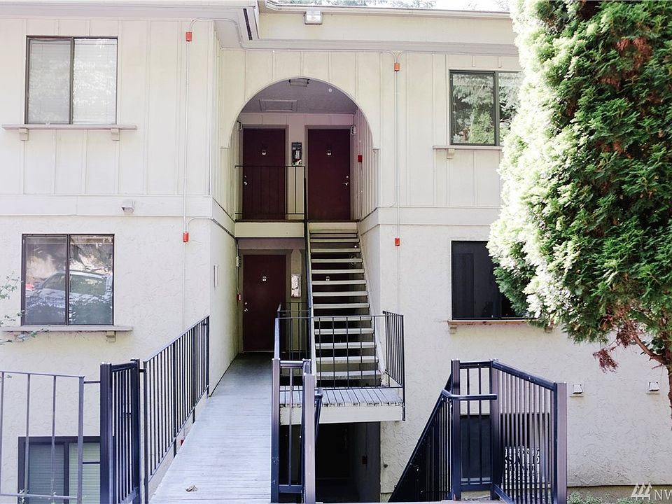 1st image of 12744 NE 116th Ln Unit K31