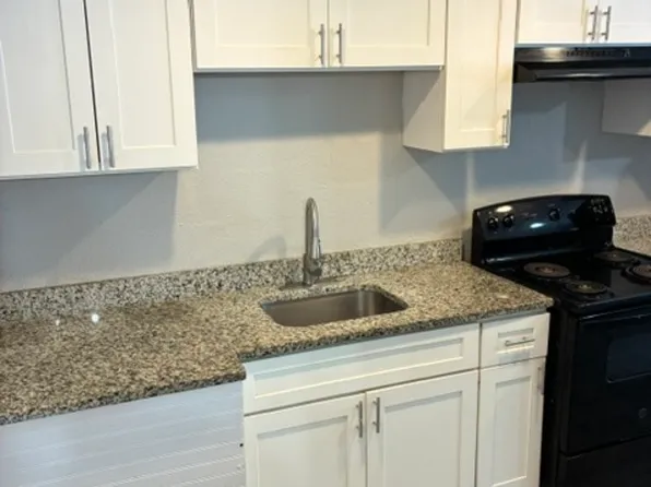 2146 Inwood Ter APT 7, Jacksonville, FL 32207