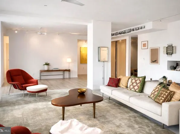 1600 Arch St #1809, Philadelphia, PA 19103