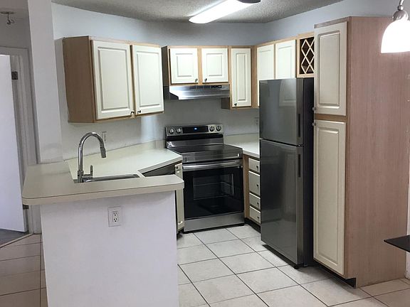 2nd image of 2580 Grassy Point Dr Unit 202