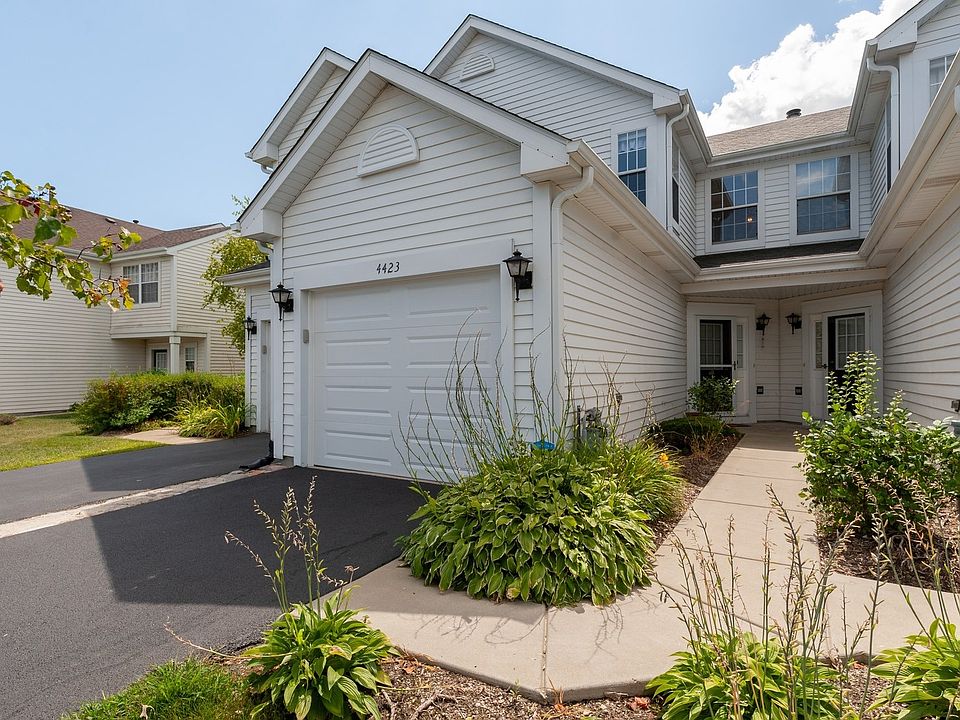 1st image of 4423 W Brownstone Way