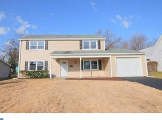 41 Hargrove Ln, Willingboro, NJ