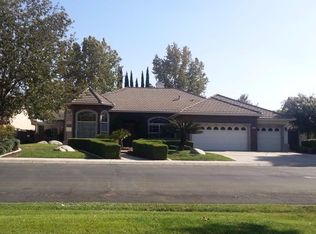 6725 Park West Cir, Bakersfield, CA 93308