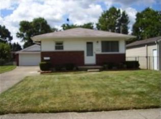 613 Hyatt Ave, Campbell, OH