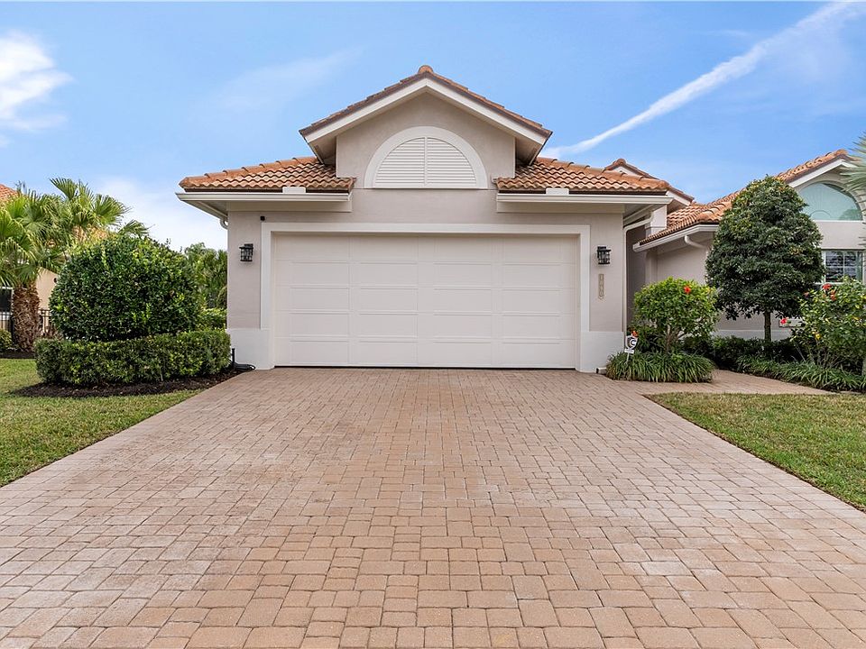 1st image of 1090 Camelot Way