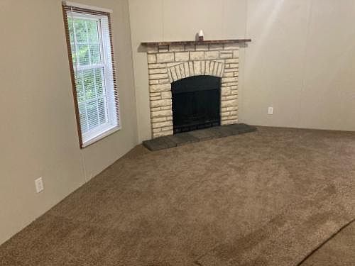 2nd image of 310 Hughes Ln