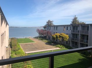 6 Commodore Dr #426, Emeryville, CA 94608
