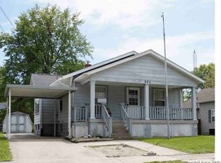 920 E Elm St, Taylorville, IL 62568