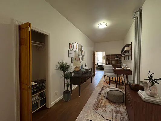 Rented by Pear NYC LLC | media 3
