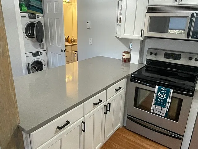 130 Evergreen Rd #B104 — Photo 12