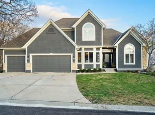 2621 S Bly Ct, Blue Springs, MO 64015