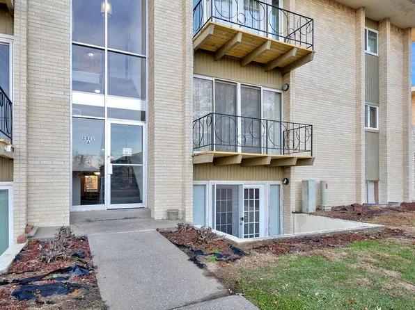 2811 Pembroke Ln #A9, Saint Joseph, MO 64506