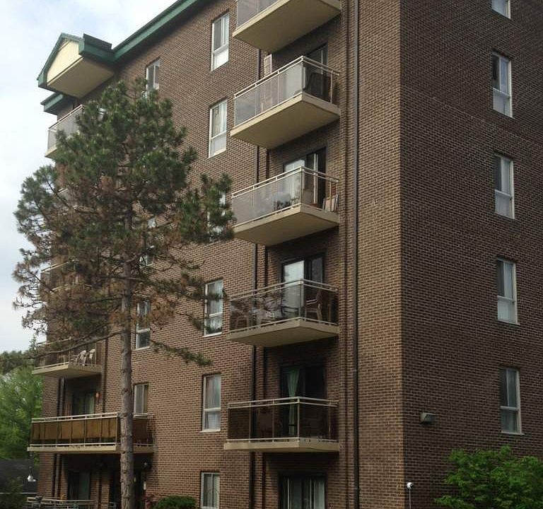 1st image of 90 Gurnett St #0