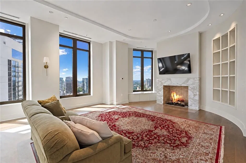 3 bed, 3.5 bath, 3541 sqft, $14,000 — Photo 4