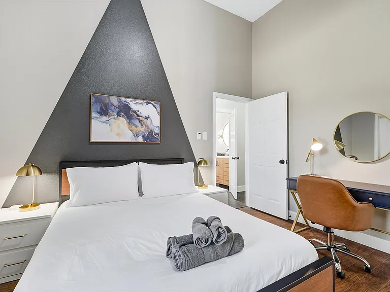 5709 Courtney Cir — Photo 35