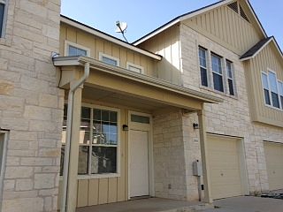 1st image of 20904 Waterside Dr