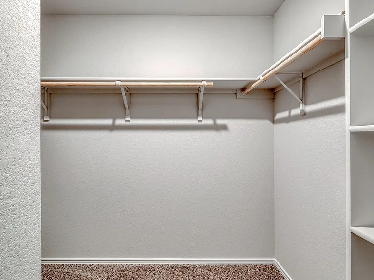 167 McNamara Ct — Photo 12