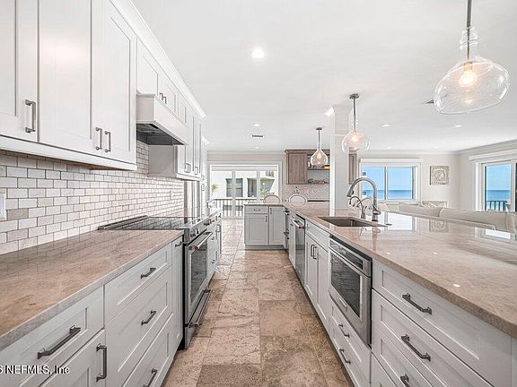 5th image of 2303 COSTA VERDE Boulevard #302
