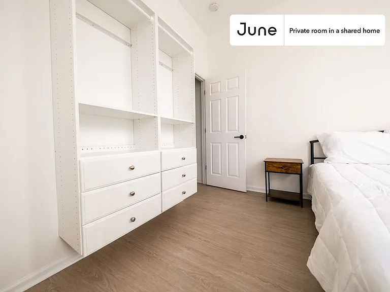 4 Stanwix St #A — Photo 2