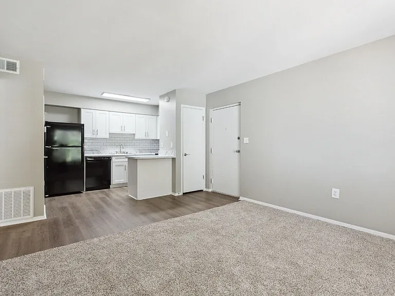 The Park Apartments — Photo 11