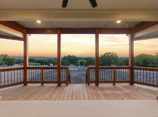 1909 Bear Springs, Pipe Creek, TX 78063