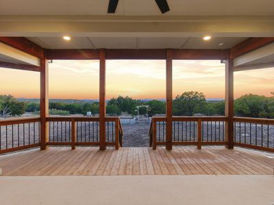 1909 Bear Springs, Pipe Creek, TX, 78063