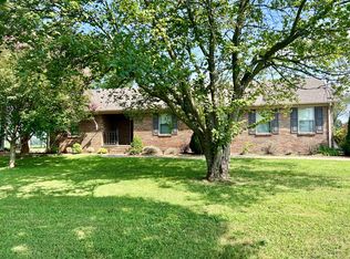 2380 Gimlet Rd, Lawrenceburg, TN 38464