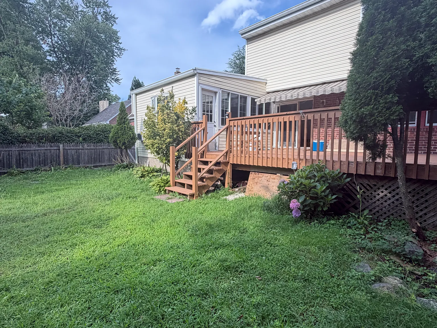 4 bed, 2900 sqft, $4,500 — Photo 3