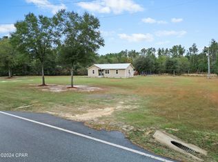 6830 Cox Rd, Bascom, FL 32423