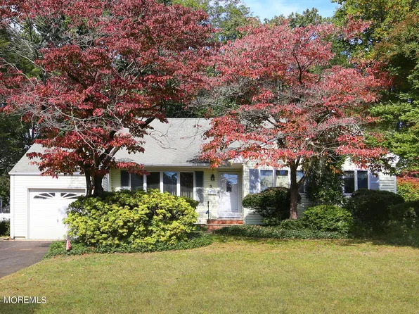 3 Daniel Drive, New Monmouth, NJ 07748